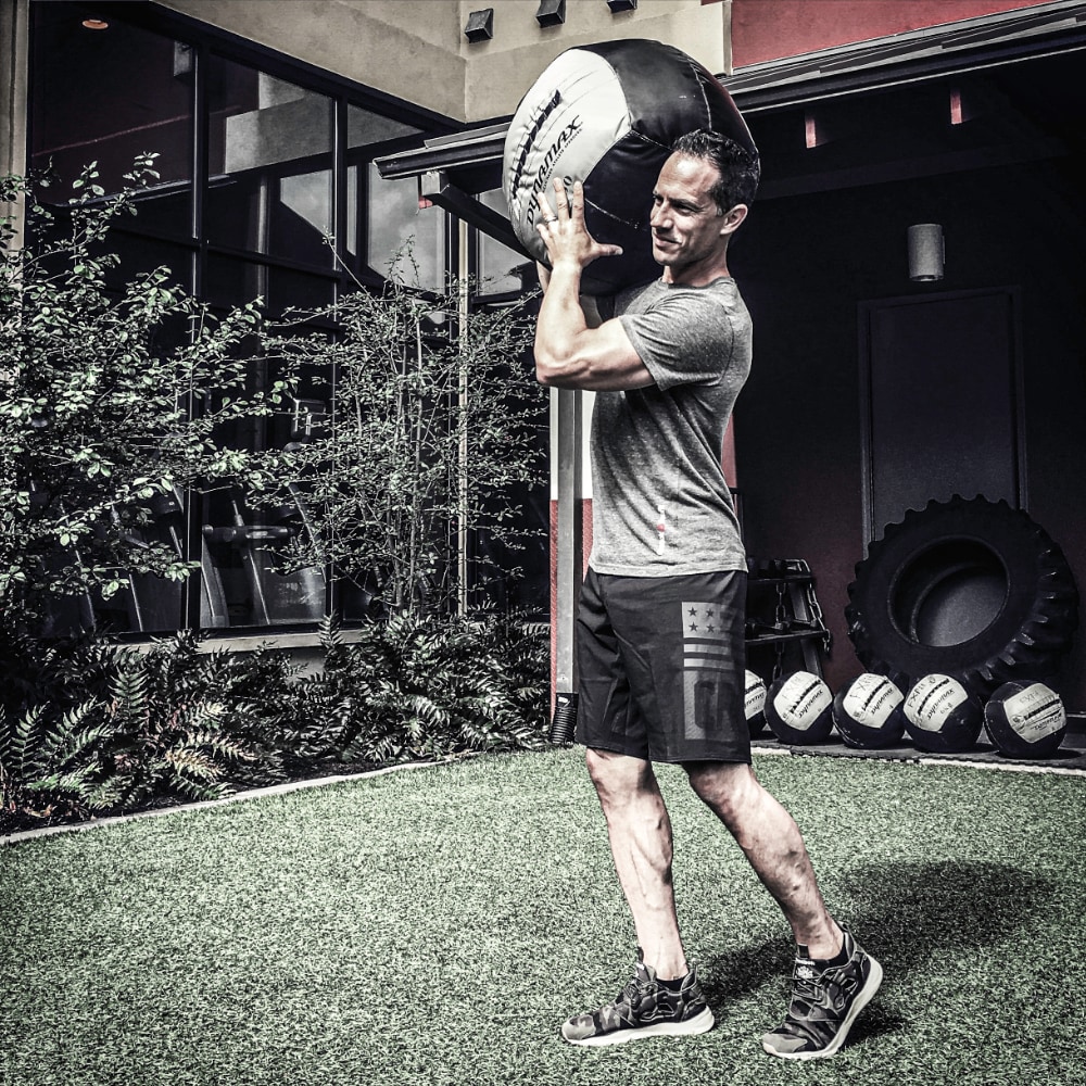 Atlas ball on shoulder